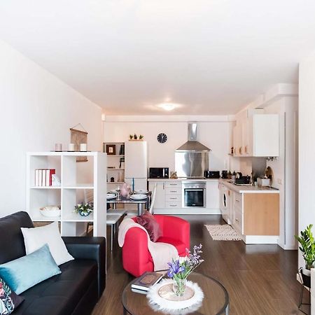 Stylish And Chic City Center Apartment With Wifi La Laguna  Exterior photo